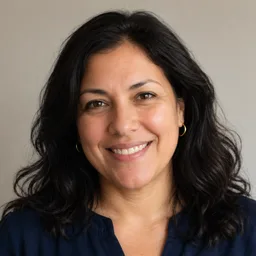 Illustrative portrait of a Pratiqo parent user